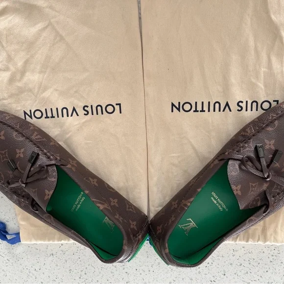 Louis Vuitton shoes - Picture 3 of 5